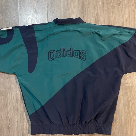 Vintage Adidas Wind Breaker - Picture 3 of 4